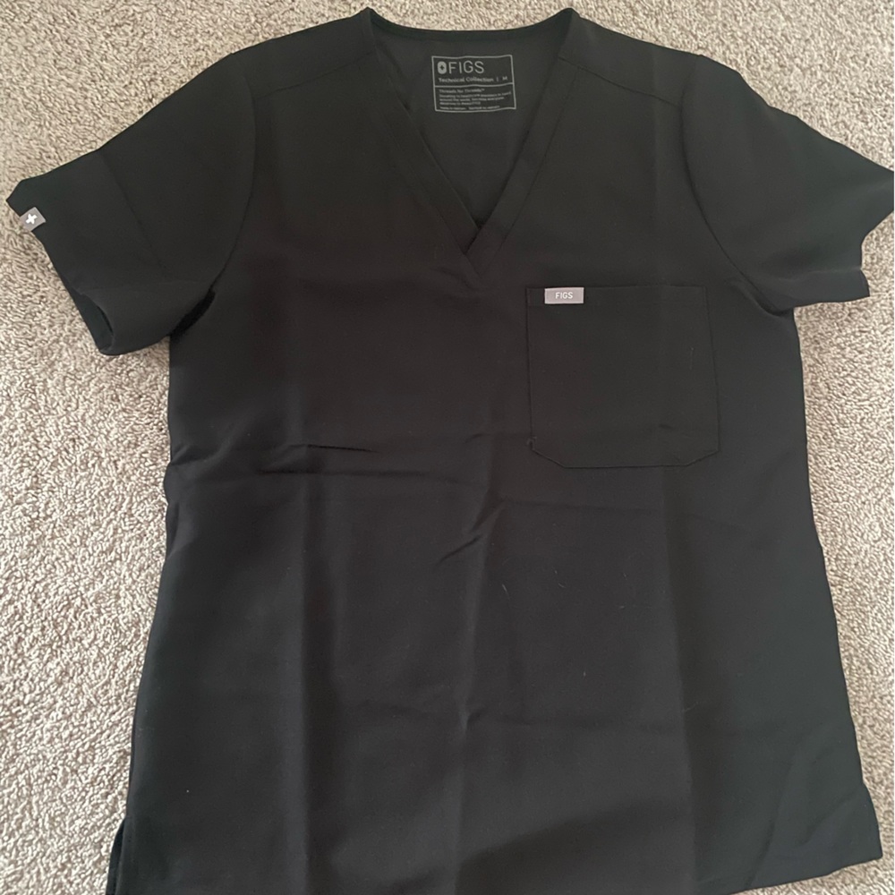 New Figs Casma 1 pocket black scrub top size M